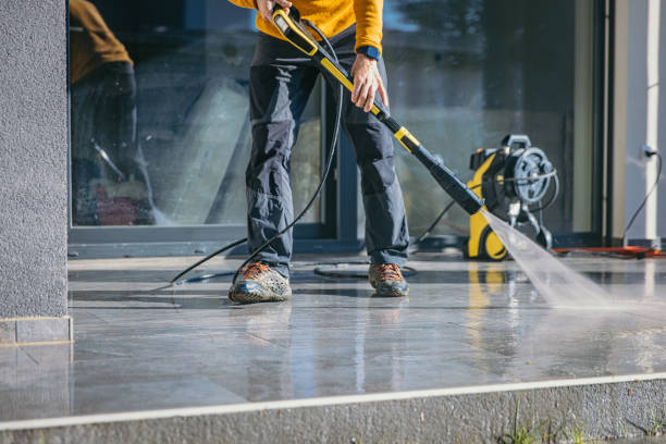 Best Residential Pressure Washing Services  in Howey In The Hills, FL